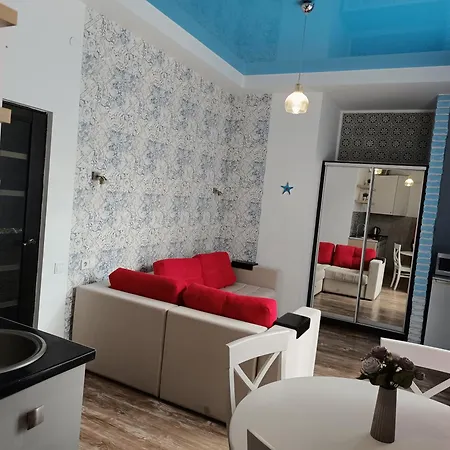 Zefir On Vynnychenka * Leopoli