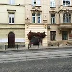Zefir On Vynnychenka Apartment *