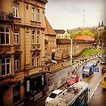 Zefir On Vynnychenka *