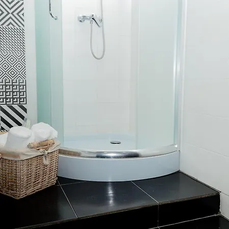 Zefir On Vynnychenka * リヴィウ