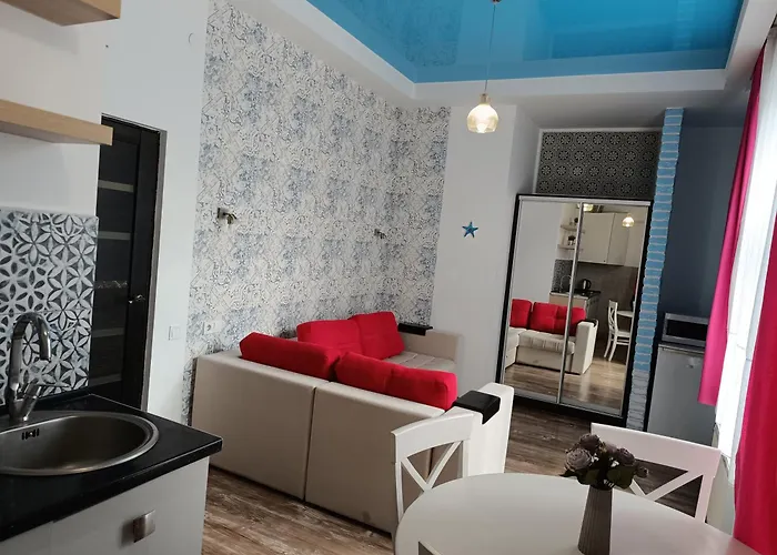 Zefir On Vynnychenka * Leópolis